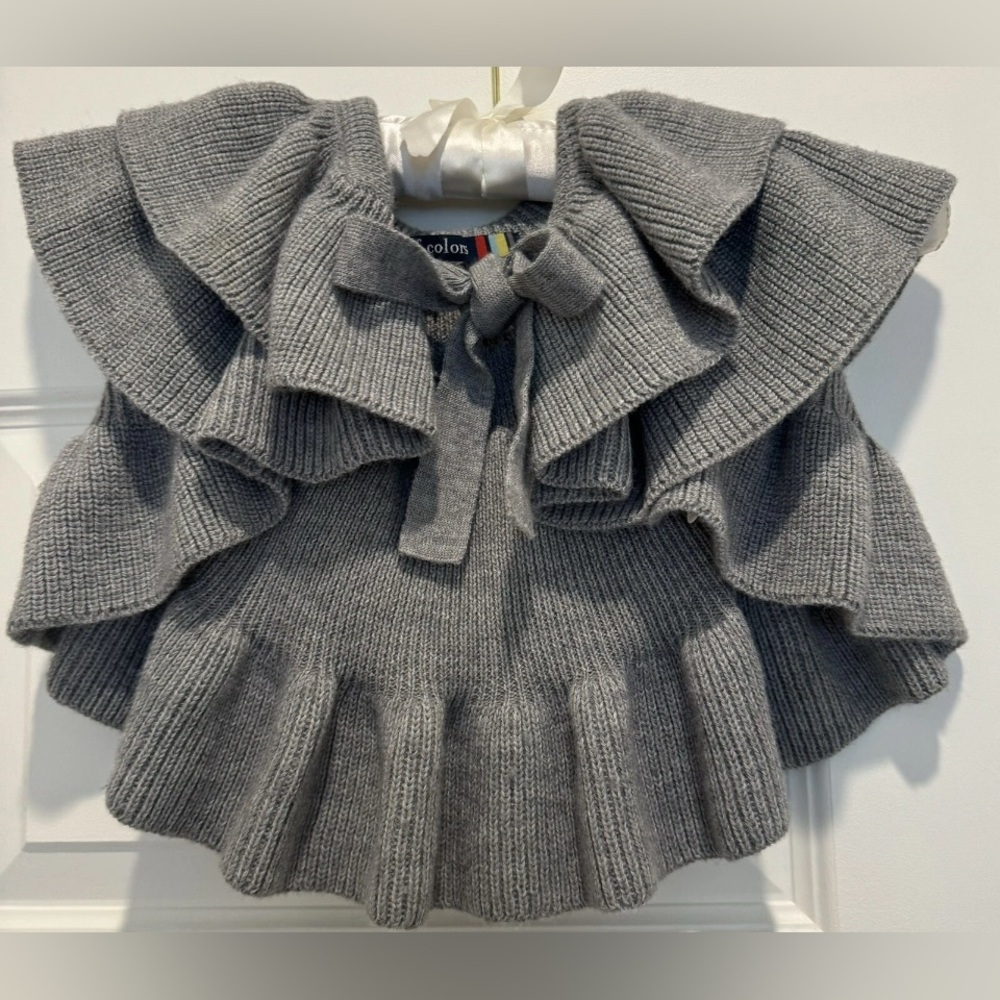 Millions of Colors - Girls (Child) Grey Sleeveless. Ruffled Cape
